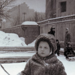 1958 год. Софья гуляет в саду Аквариум вместе с мамой Изабеллой Воложинской